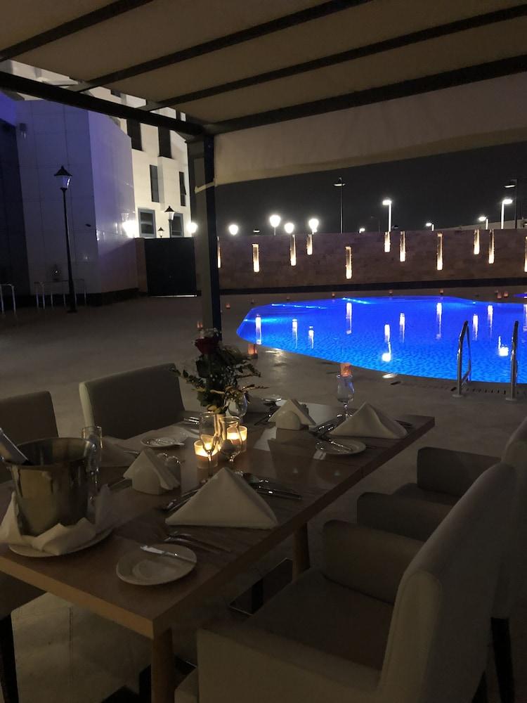 Cristal Amaken Hotel Riyadh Exterior photo
