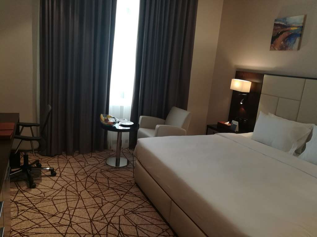 Cristal Amaken Hotel Riyadh Room photo